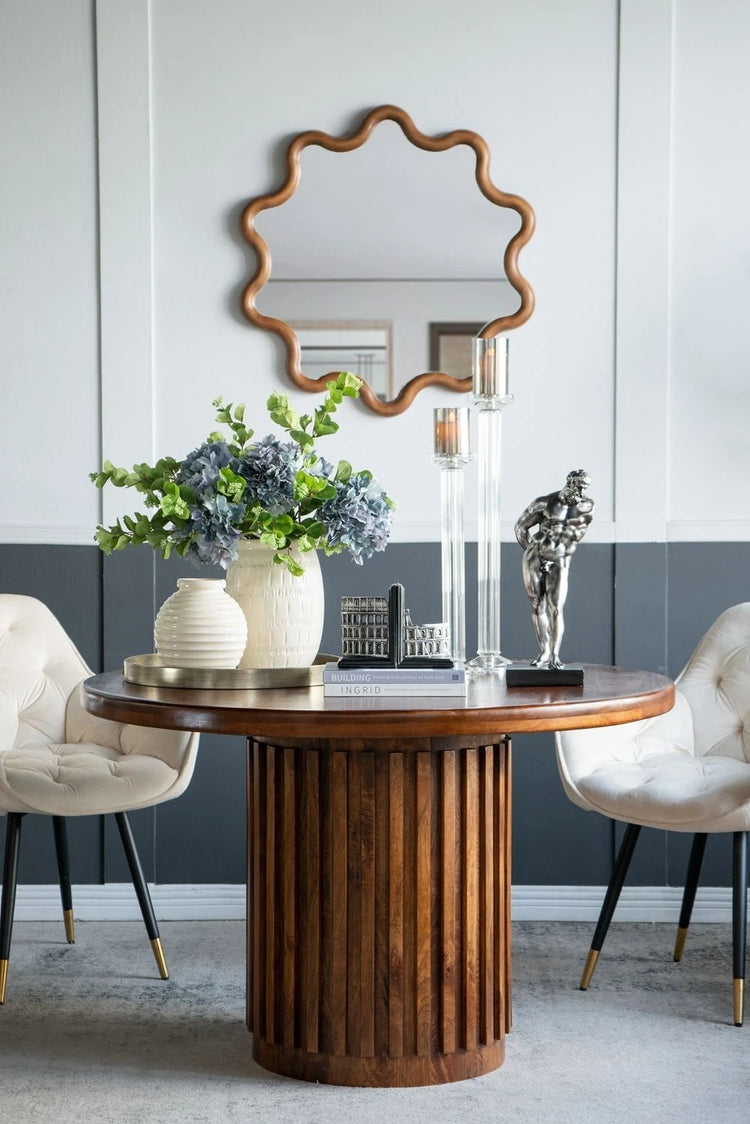 Stylish Upscale Dining Set